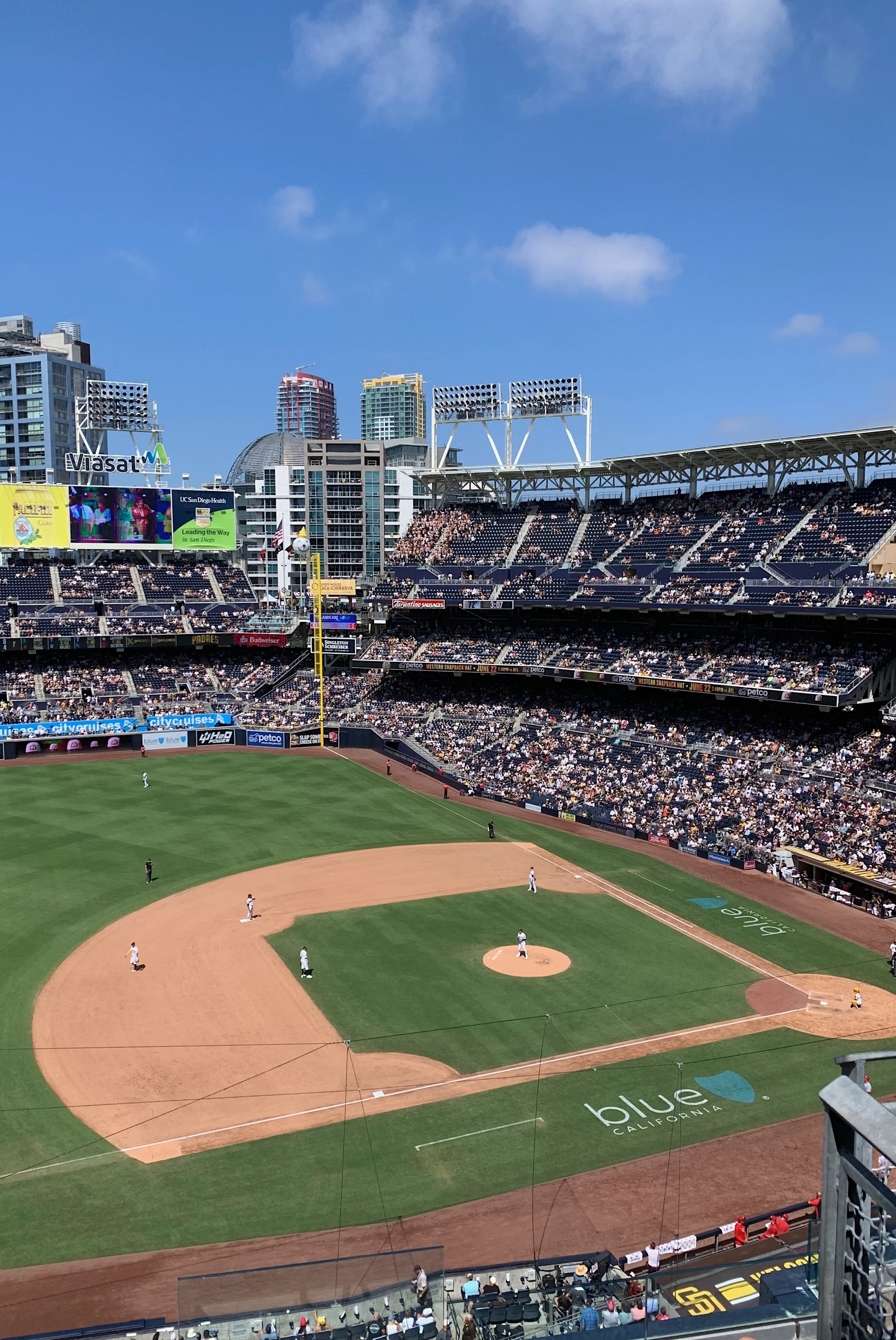 can-you-bring-reusable-water-bottle-petco-park.jpg