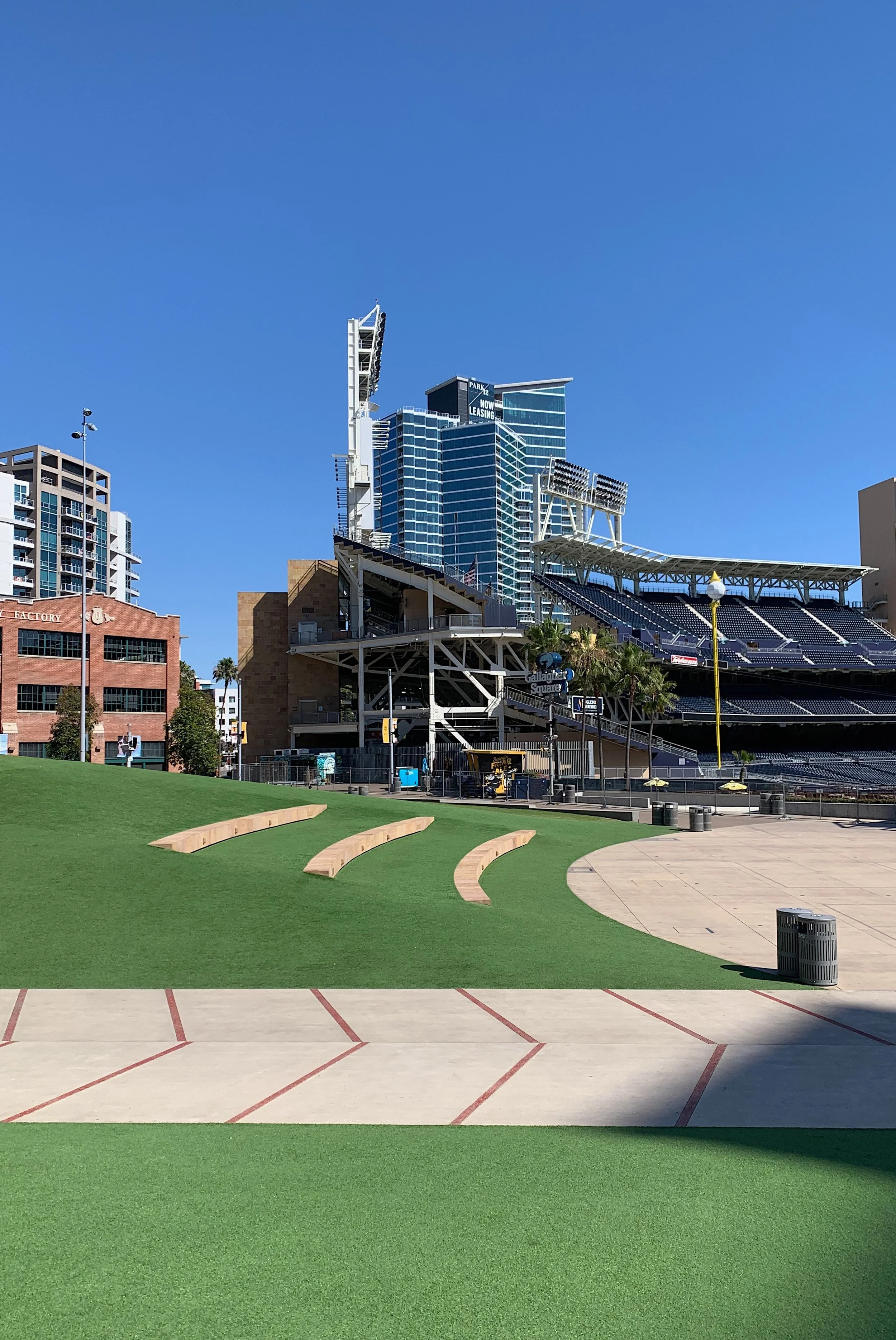 gallagher-square-petco-park-pros-cons.jpg
