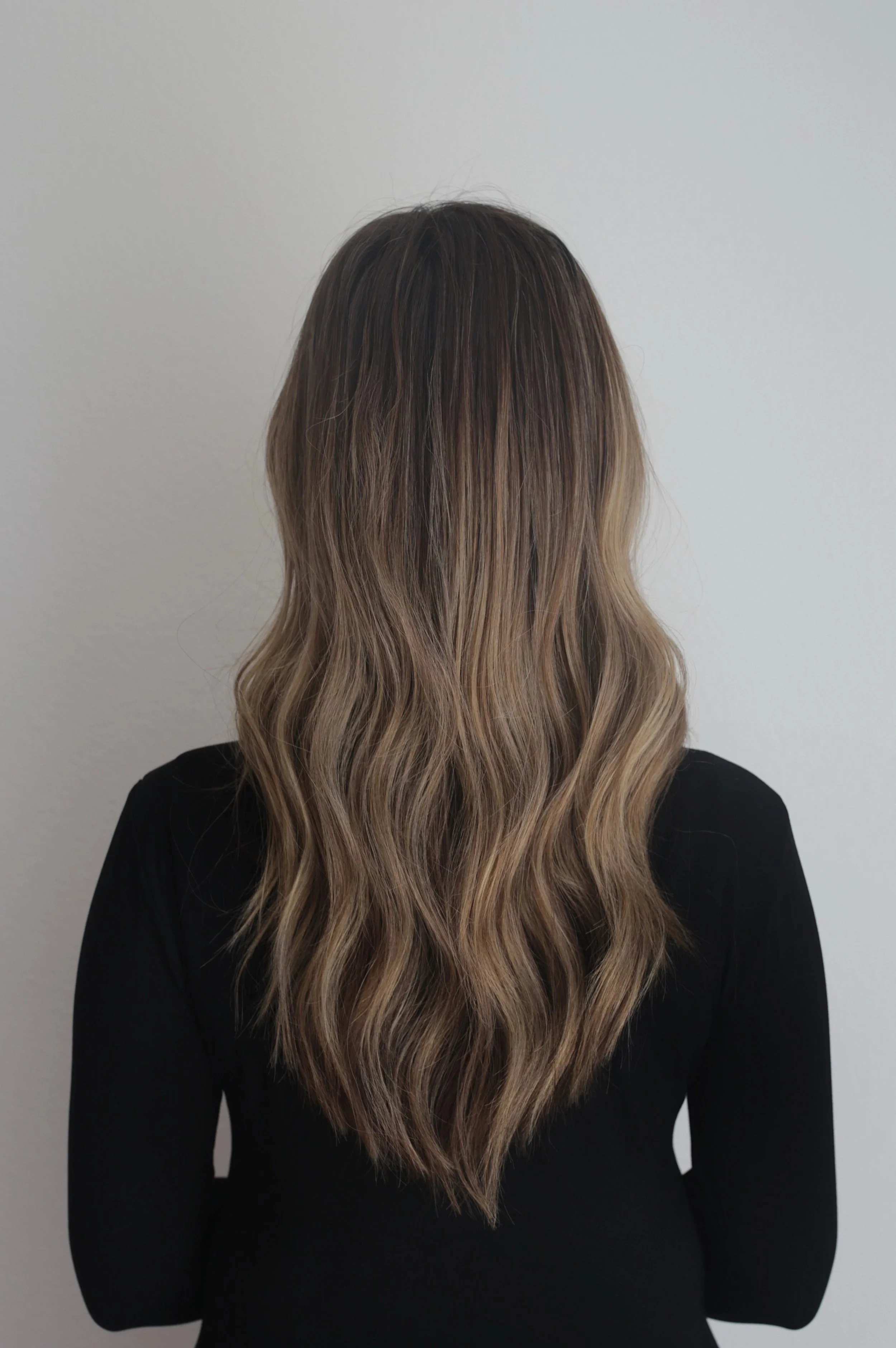 ouai-scalp-body-scrub-before-or-after-shampoo.jpg