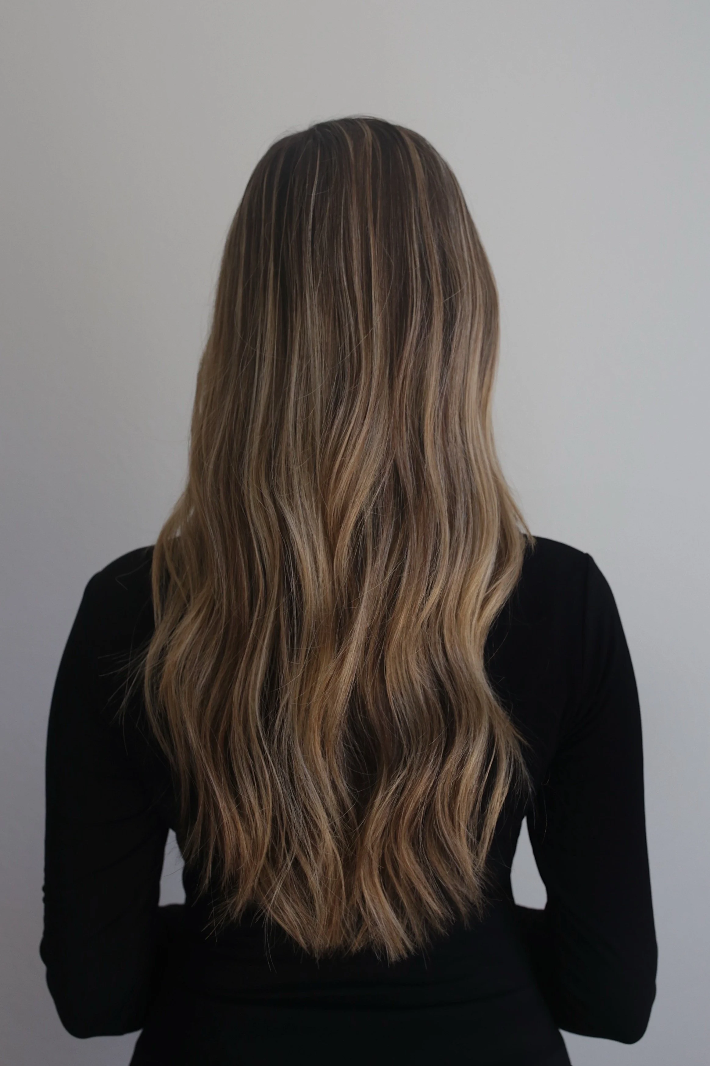 Does Ouai Wave Spray Work on Straight Hair? What to Expect