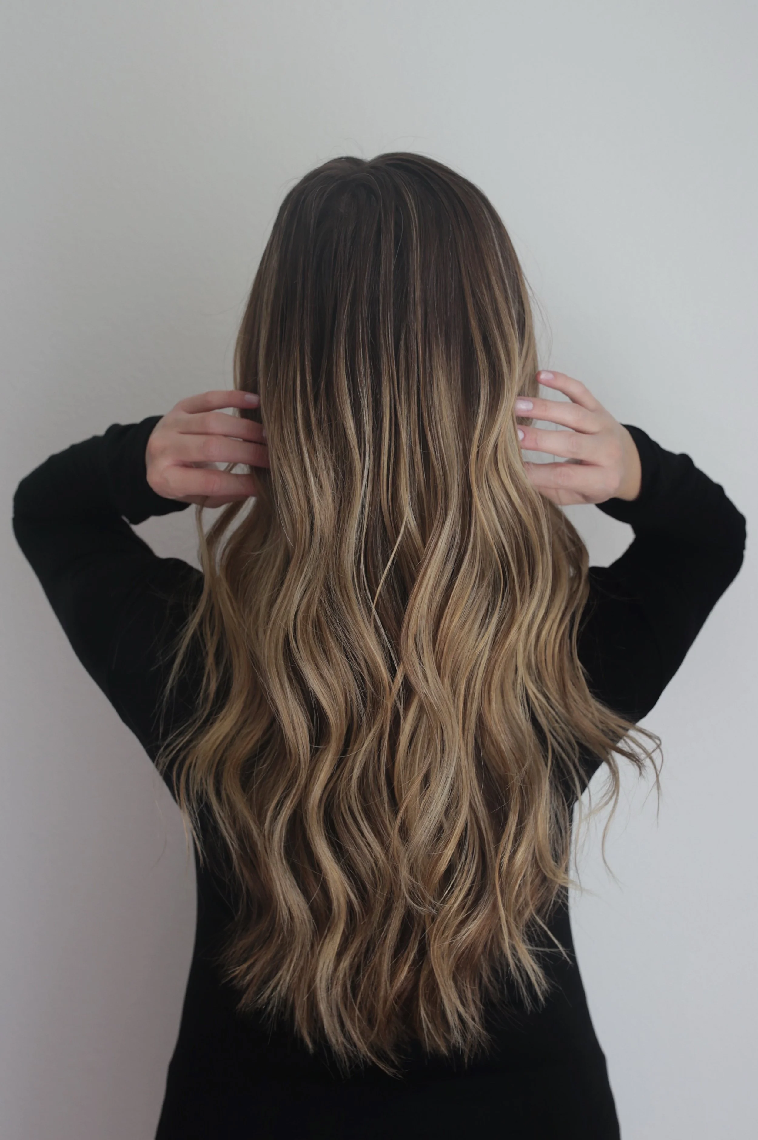 amika-top-gloss-hair-shine-spray-review-fine-hair.jpg