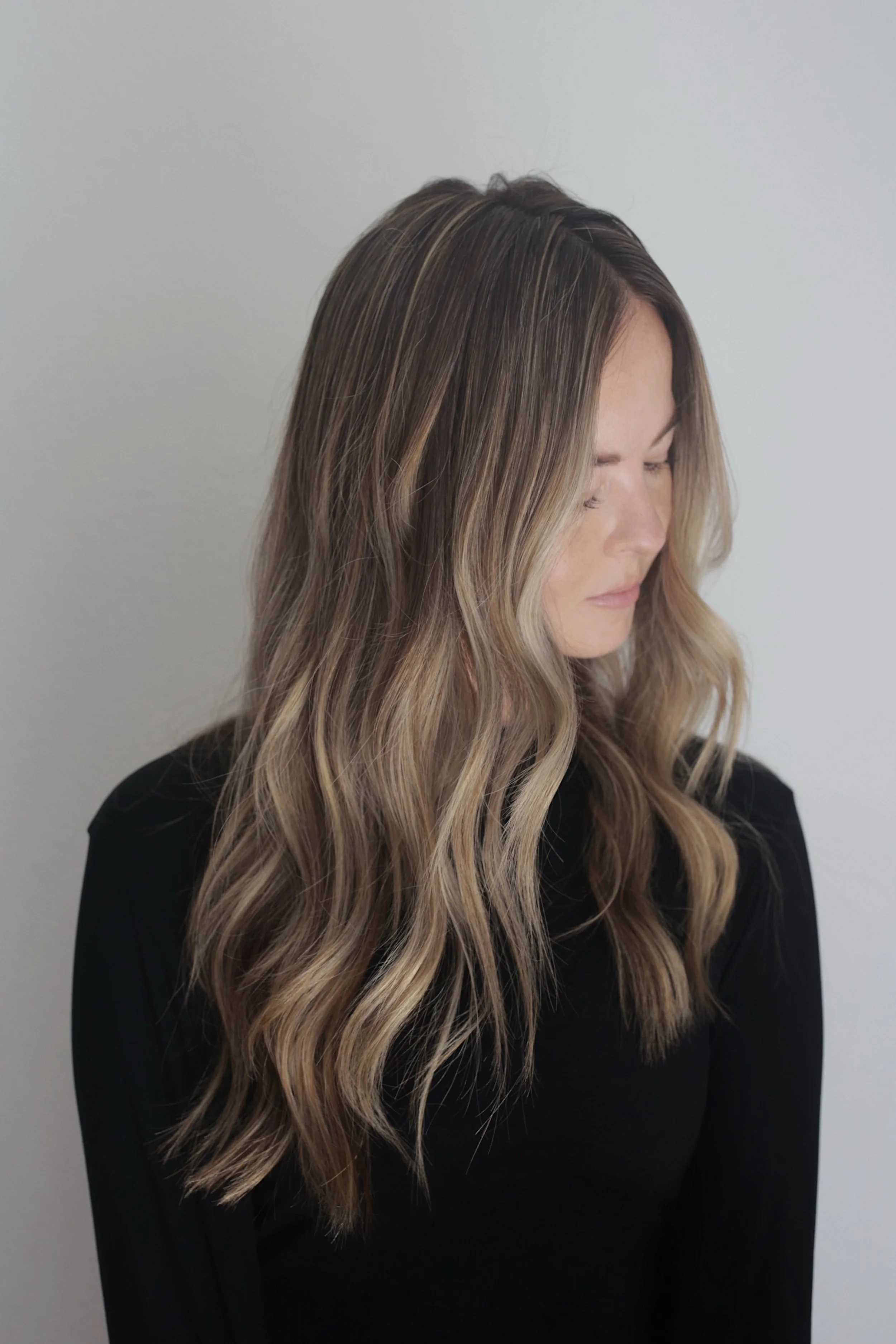 Amika Bust Your Brass Cool Blonde Strength Repair Shampoo Review