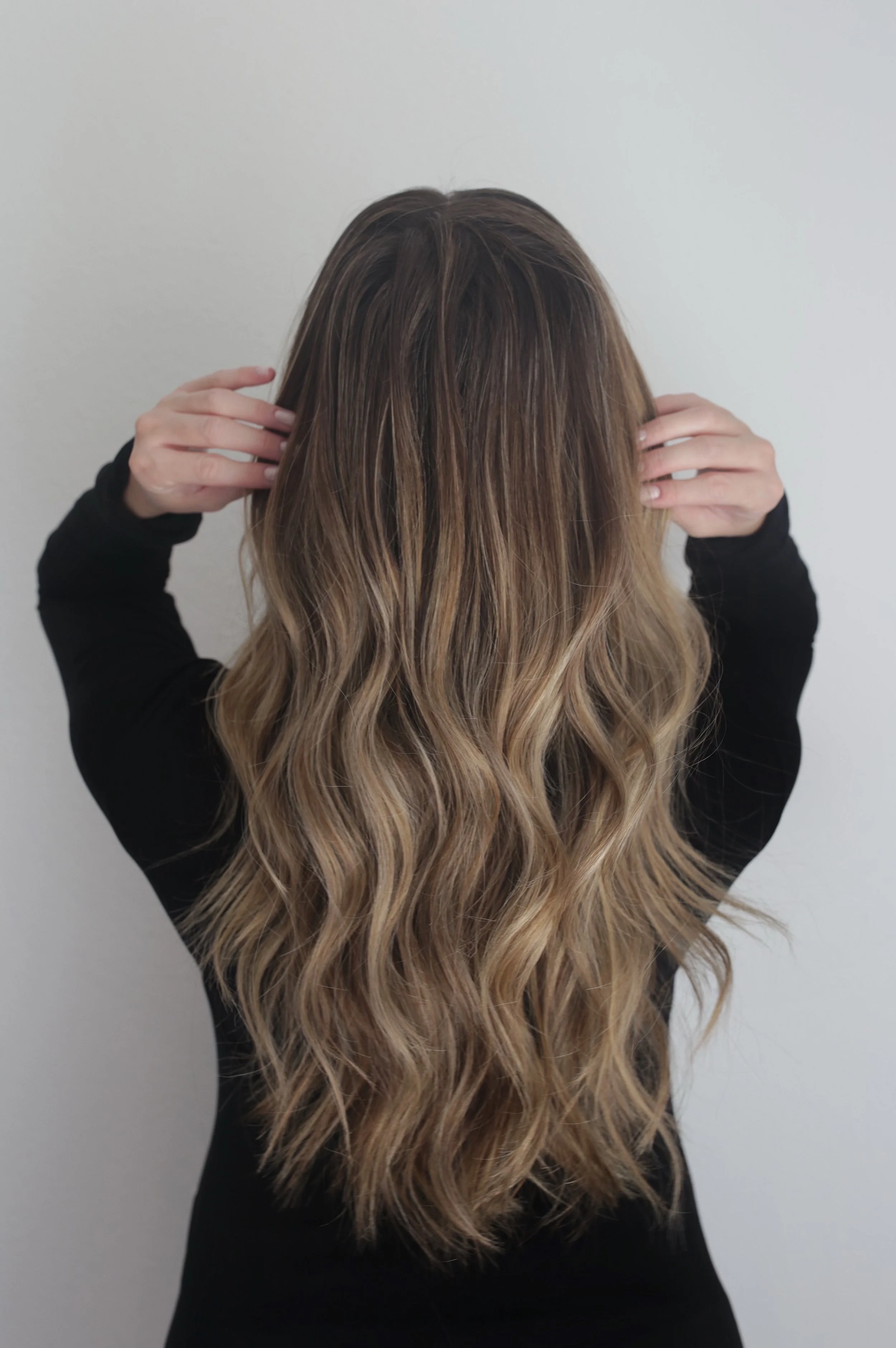 amika-bust-your-brass-conditioner-blonde.jpg
