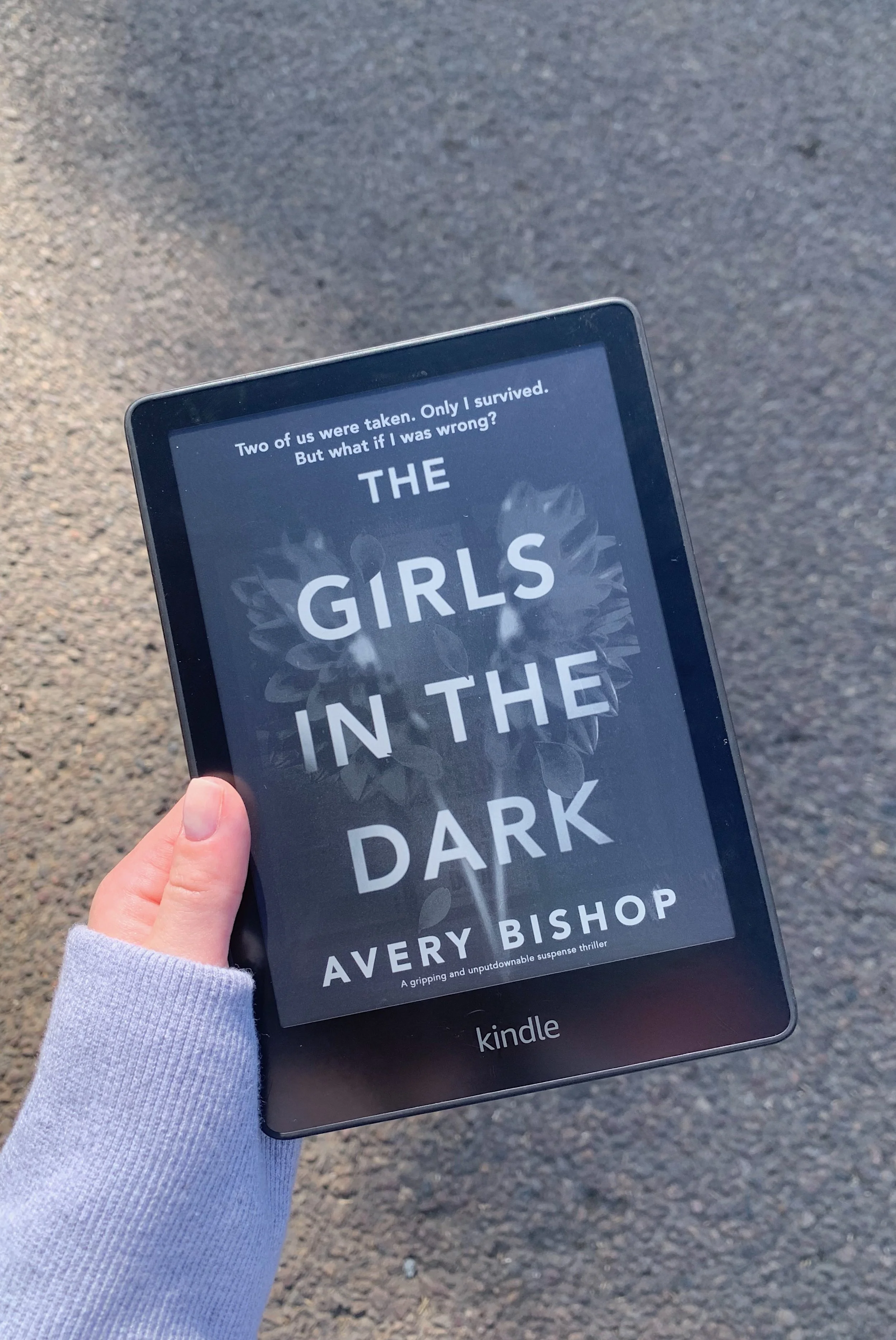 girls-in-the-dark-kindle-unlimited.jpg