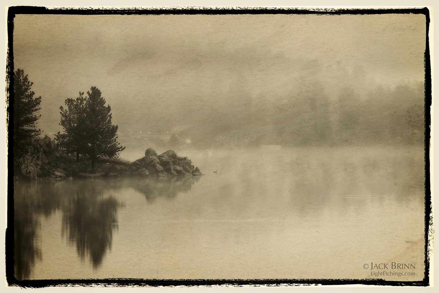 ParvinLakeFog.jpg