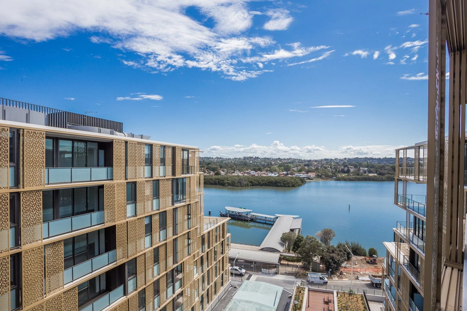 Jewel & Pierside - Wentworth Point