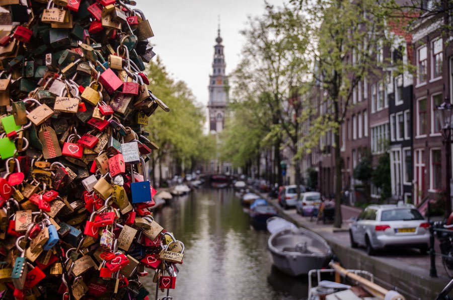 amsterdam_cover 3.jpg