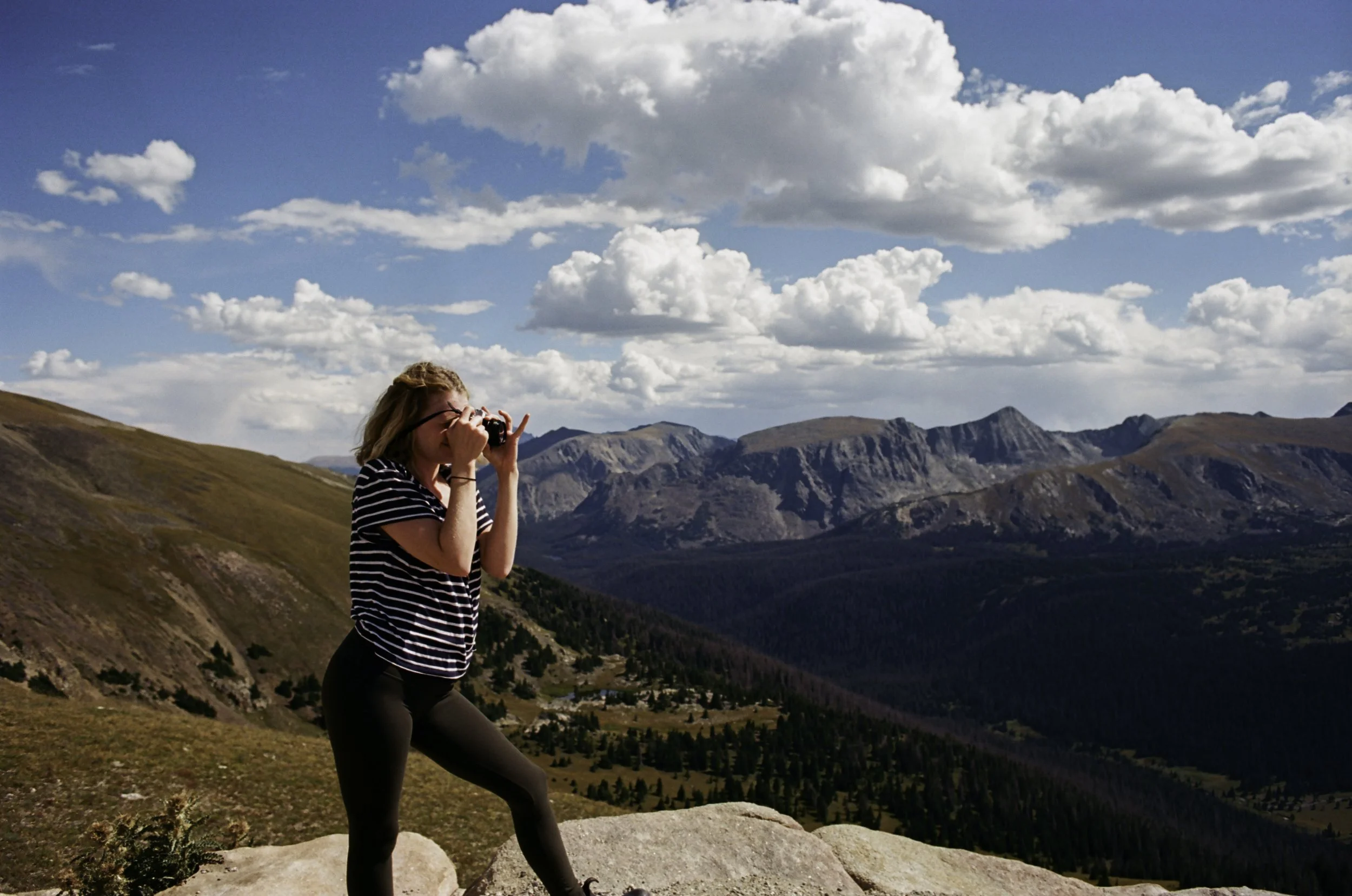 15940016-2.jpg