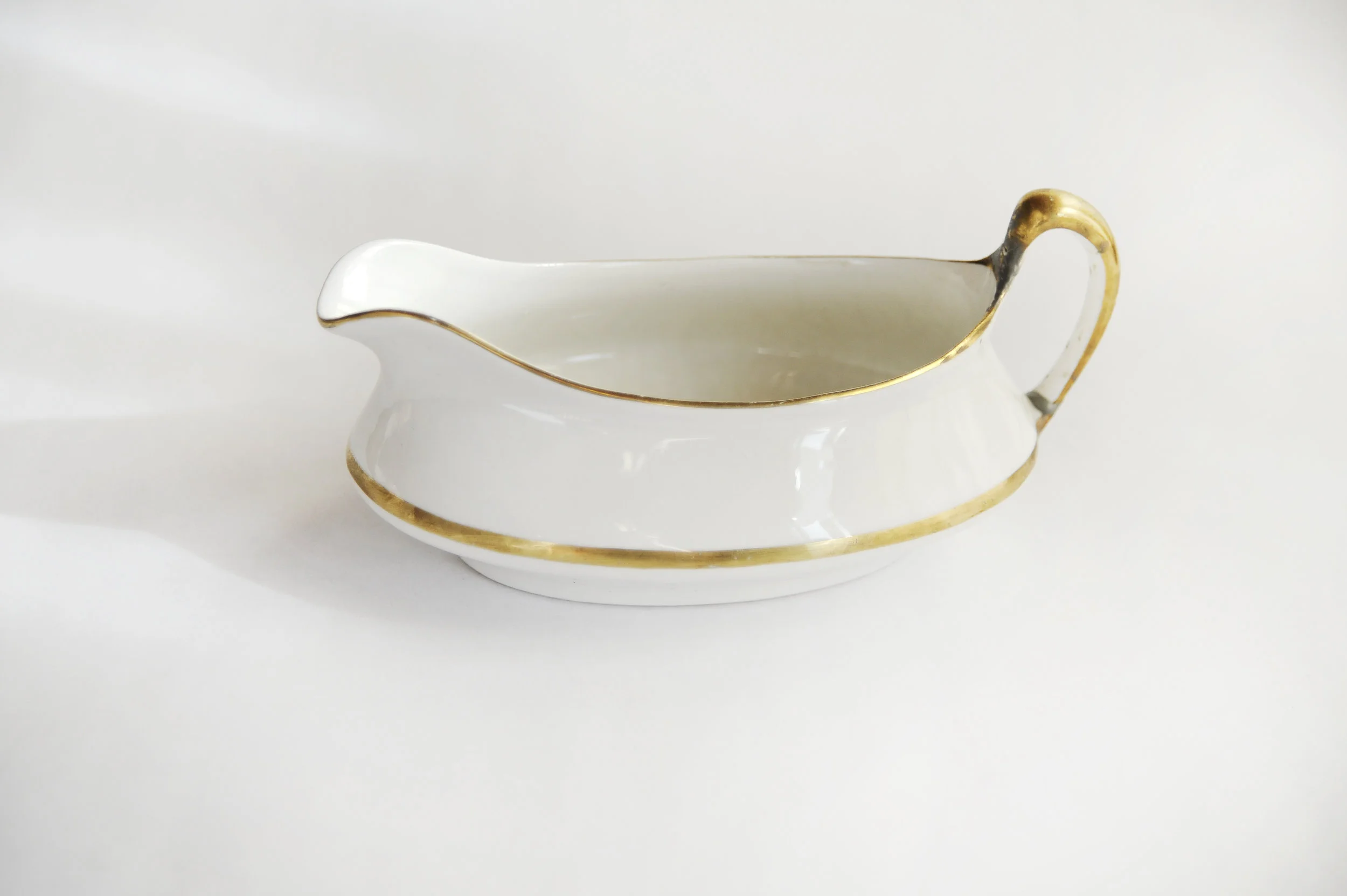 gravy boat