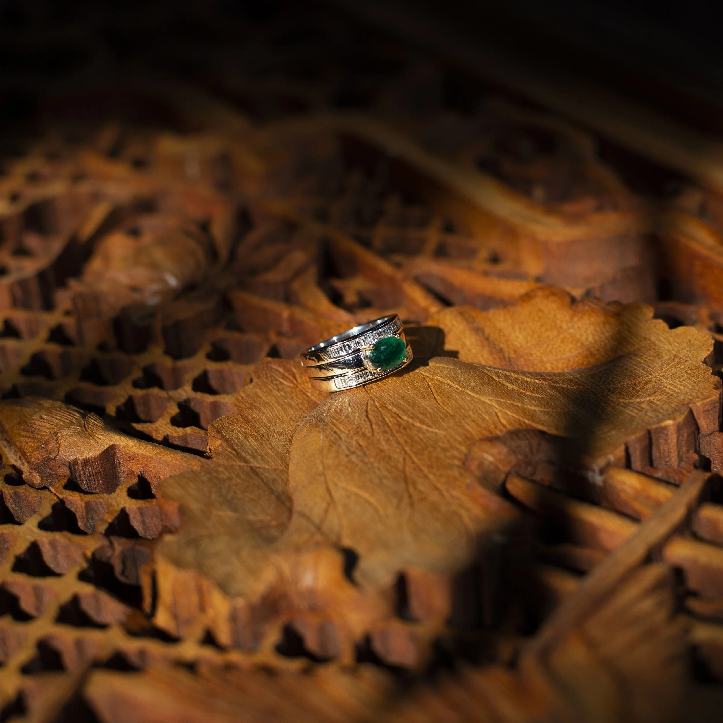 Magic Emerald Ring