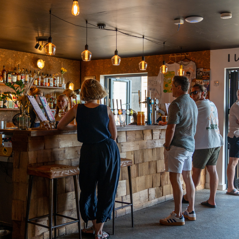 bison-beach-bar-at-sea-lanes-brighton.png