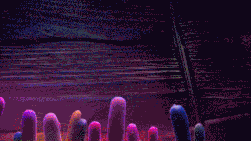 Cupboard-15---16-9--boomeranged---shot-10.gif