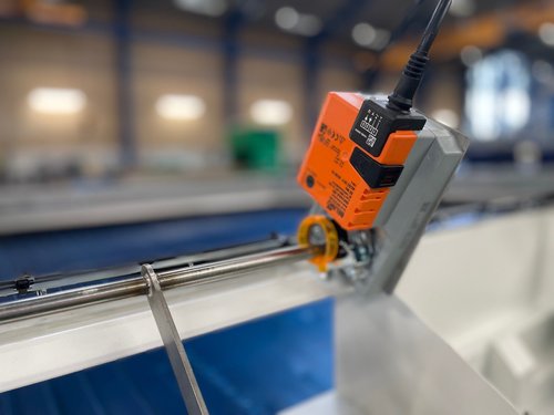 deck gravity table.jpg