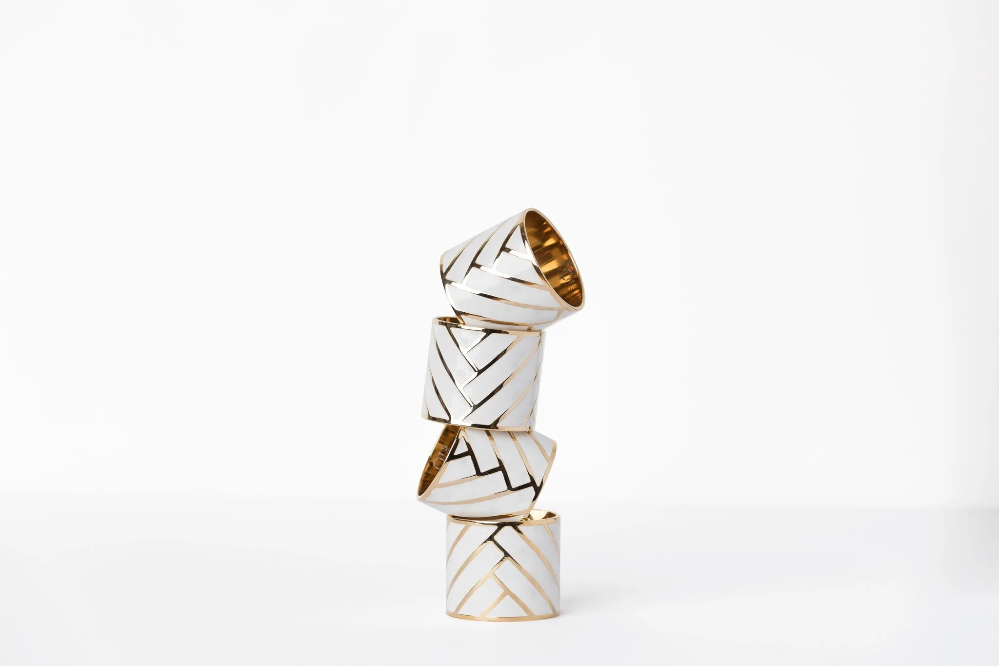 Table&Co25257_preview.jpg