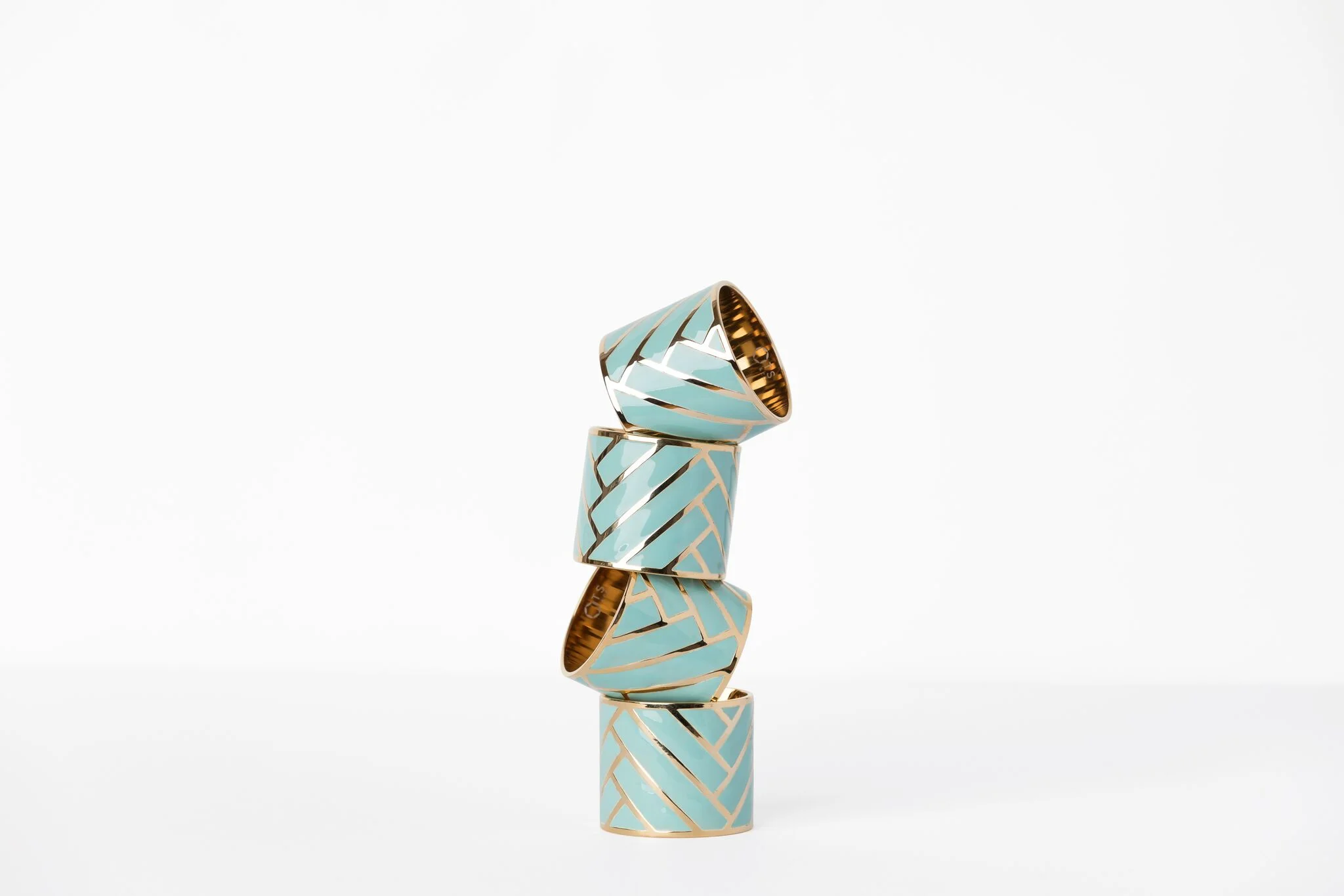 Table&Co25264_preview.jpg