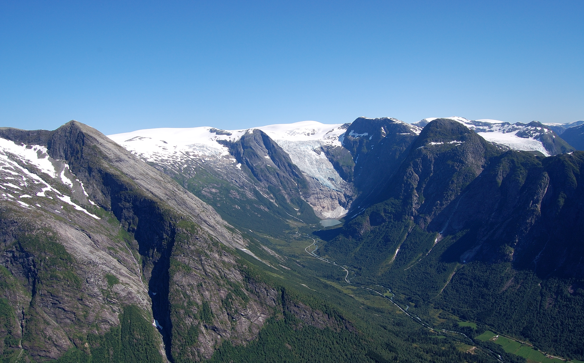 Blånipa-Bøyabreen-Skeisnipa.jpg