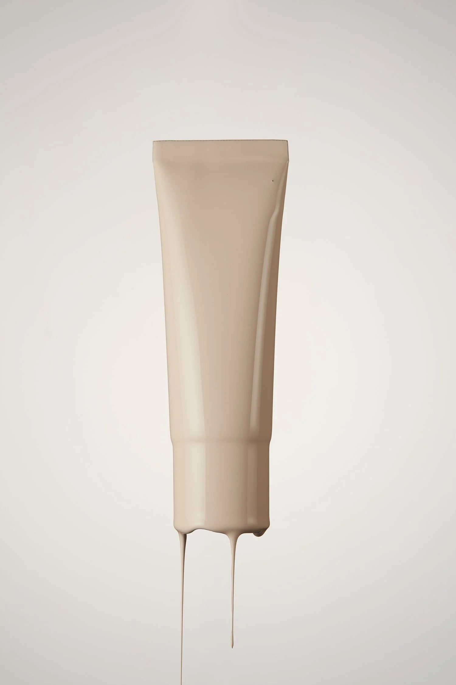 +A117_BM_MOISTURIZER_PAINT_90MM_0307_COMP_Email04.jpg