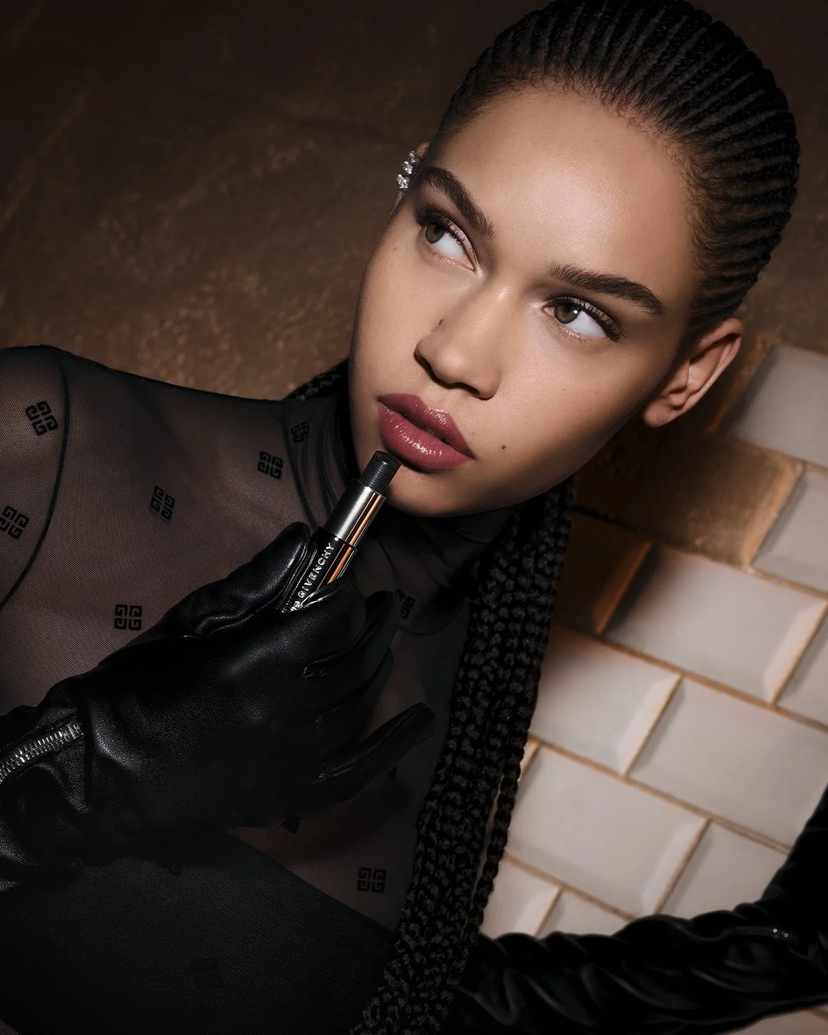 240207_GIVENCHY_E_WANG_01_BEAUTY-SHOT-CAMILLE-BALM_250_RVB_300.jpg