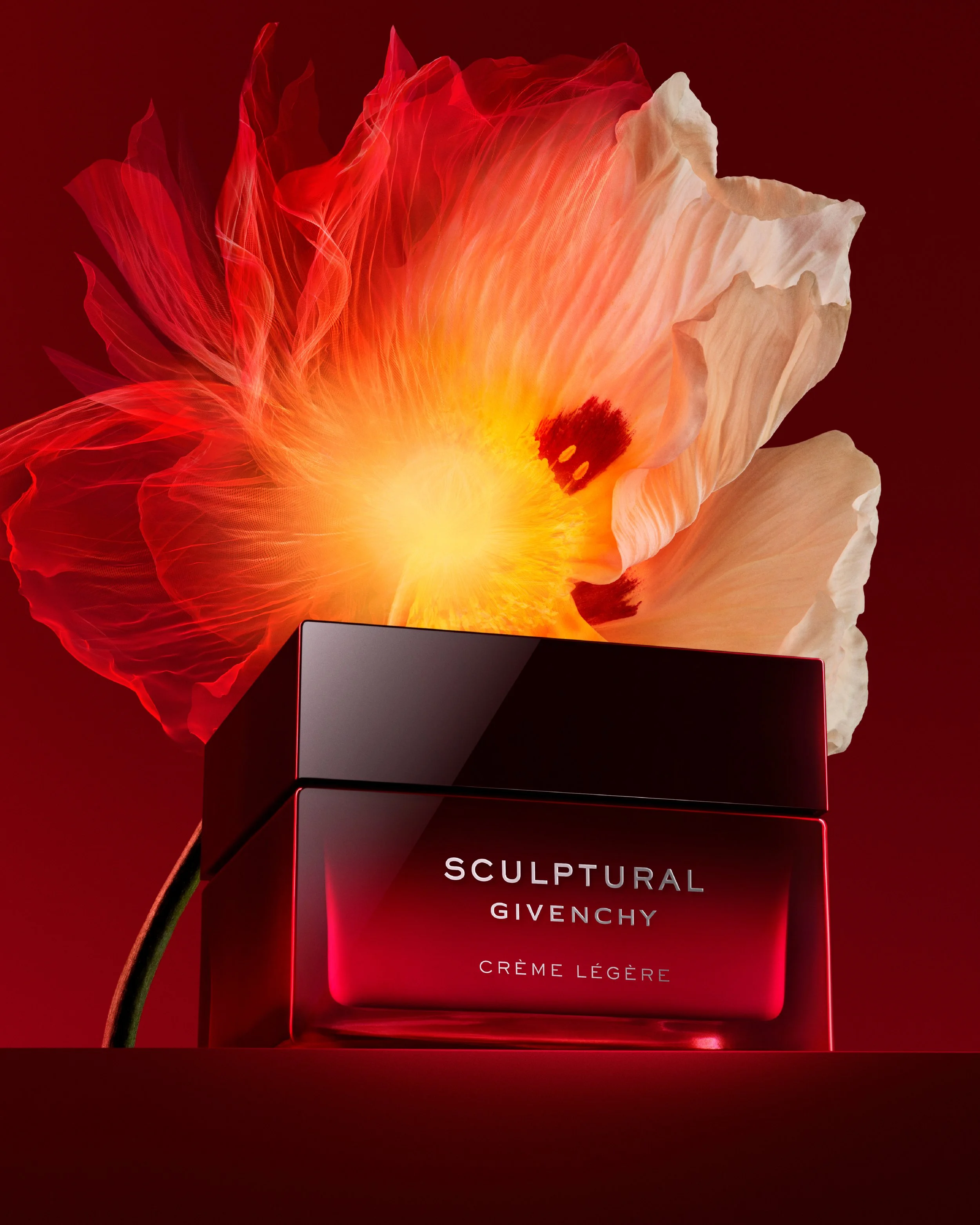 SLIFE-SCULPTURAL-LIGHTCREAM-FLOWER_2024_4:5.jpg