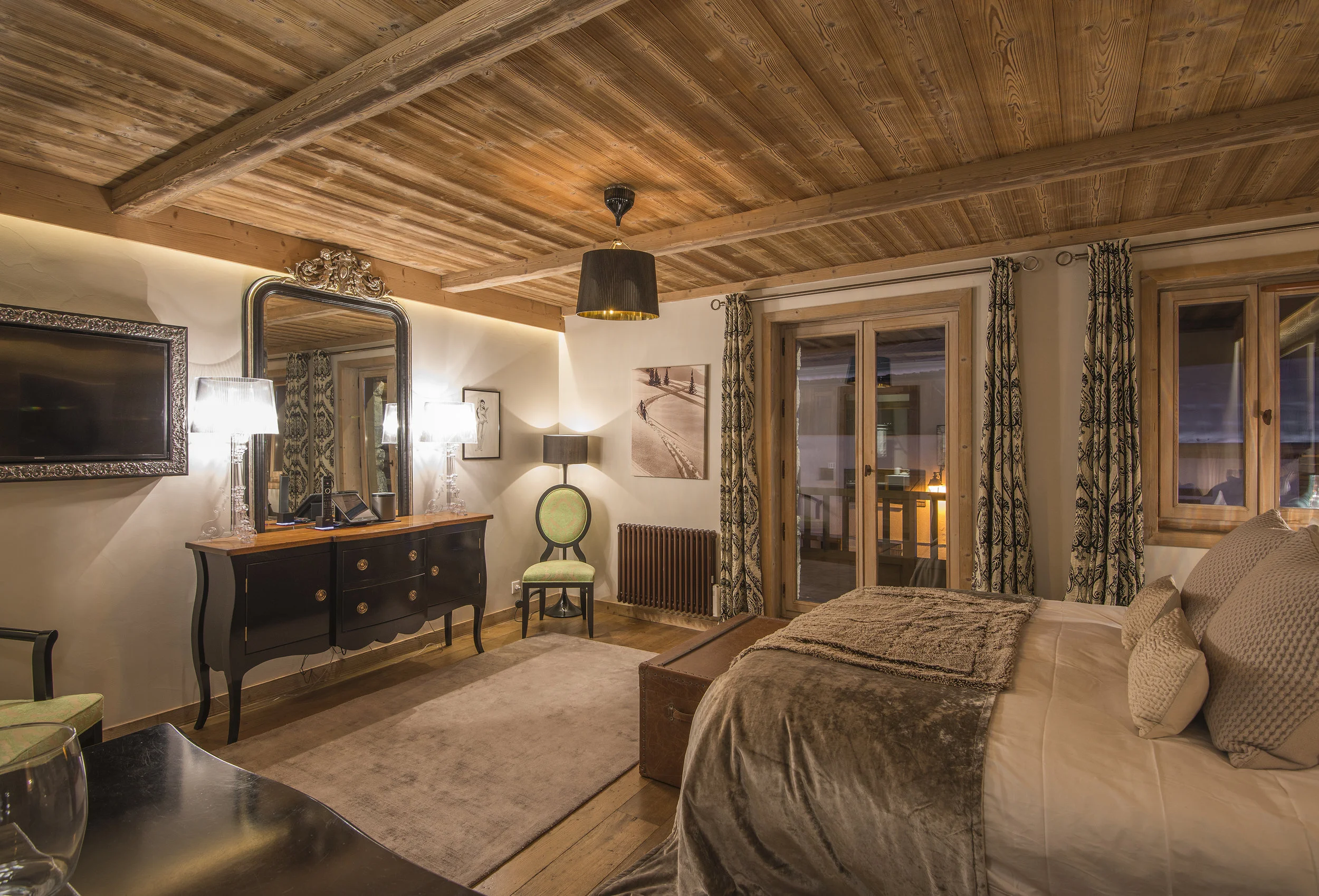 Chalet5Small.jpg