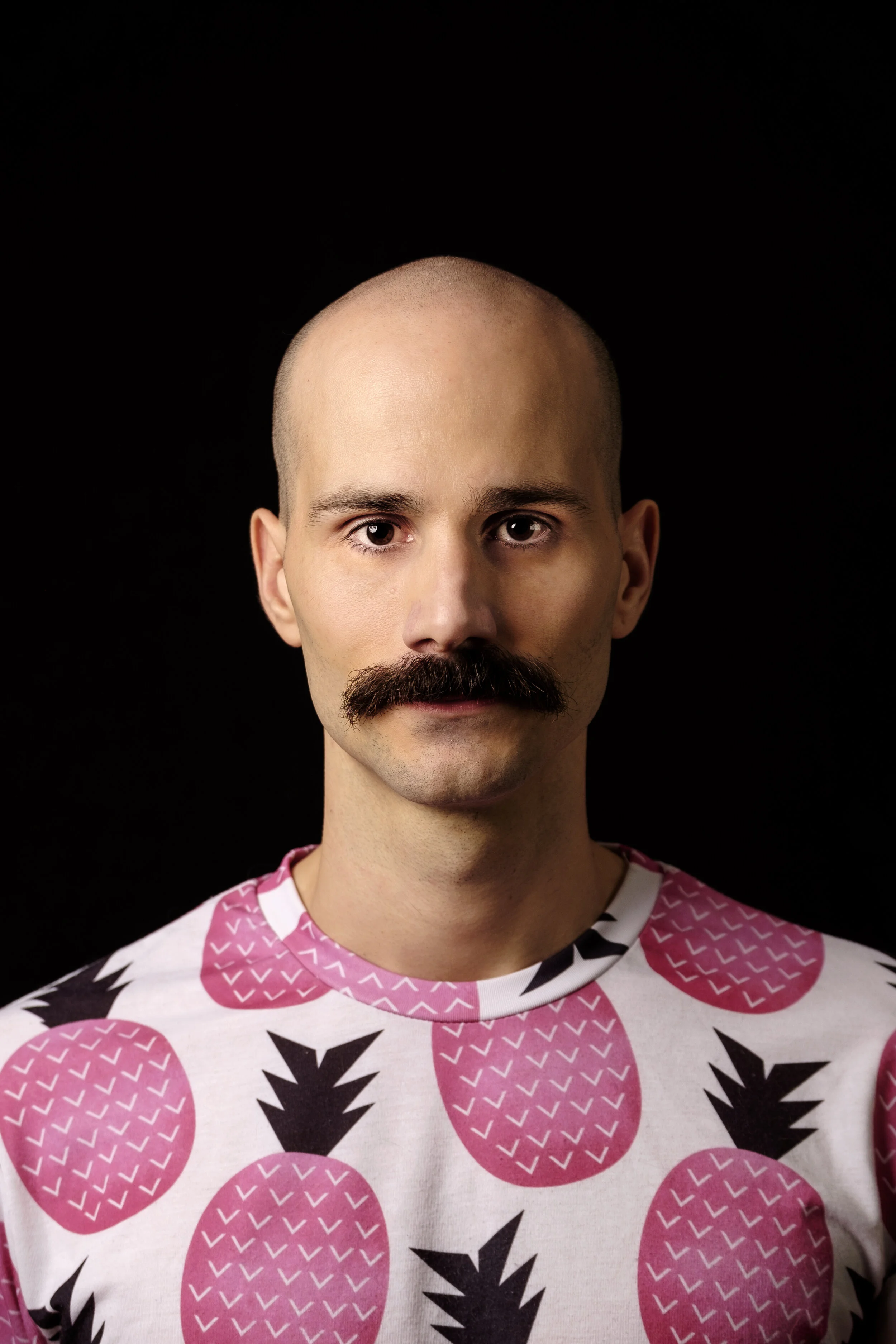 Tonton, gamer and follower
