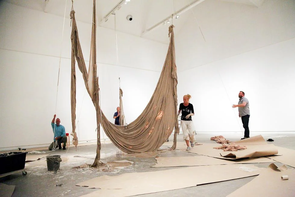The Sky is a Solid Thing. 2014. Height 8 m. Clay, rope, wire, pulleys, textile, tape. From the exhibition In Spe, nordic contemporary porcelain art, Kunsthall Grenland, Porsgrunn