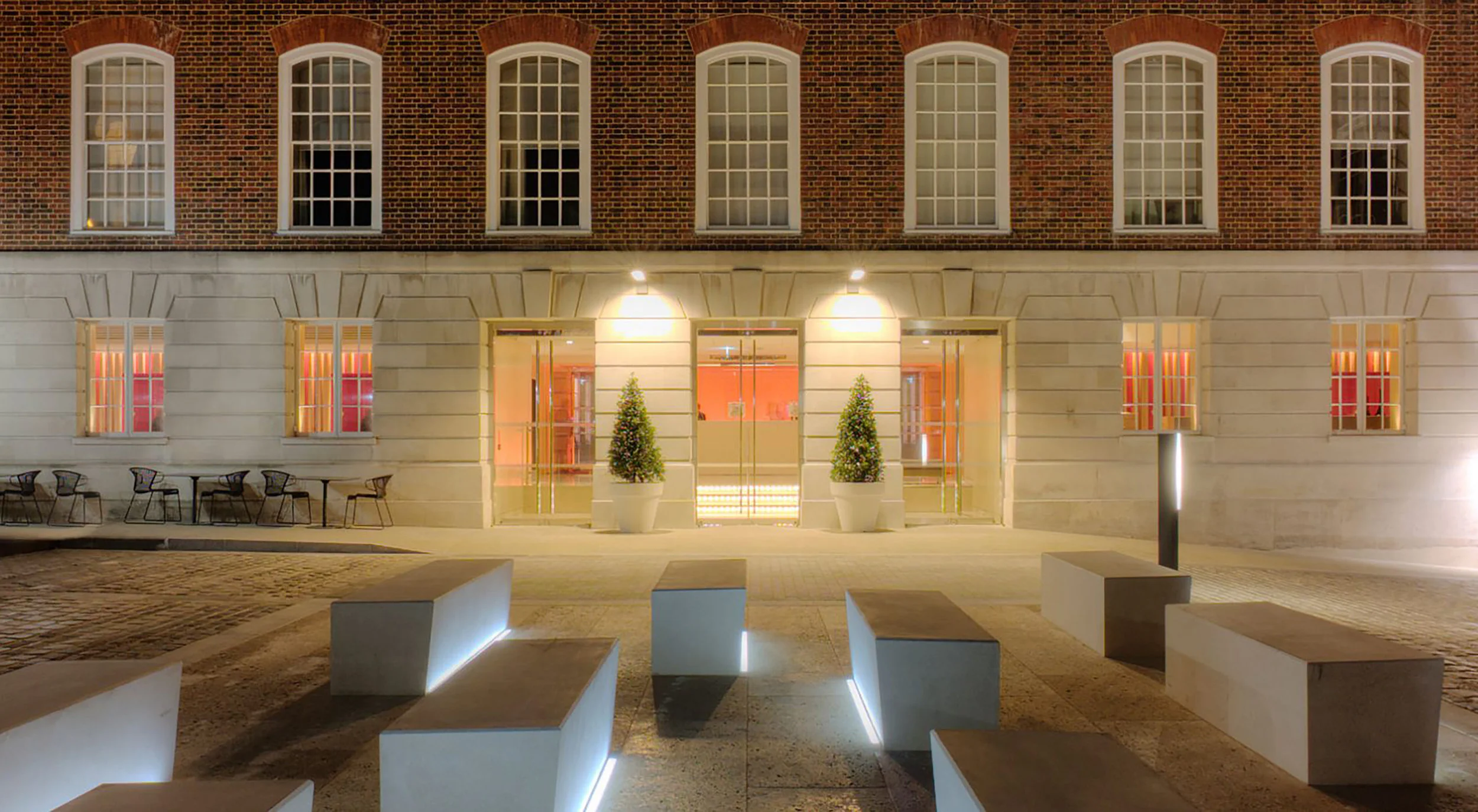 CR Interiors 004.JPG