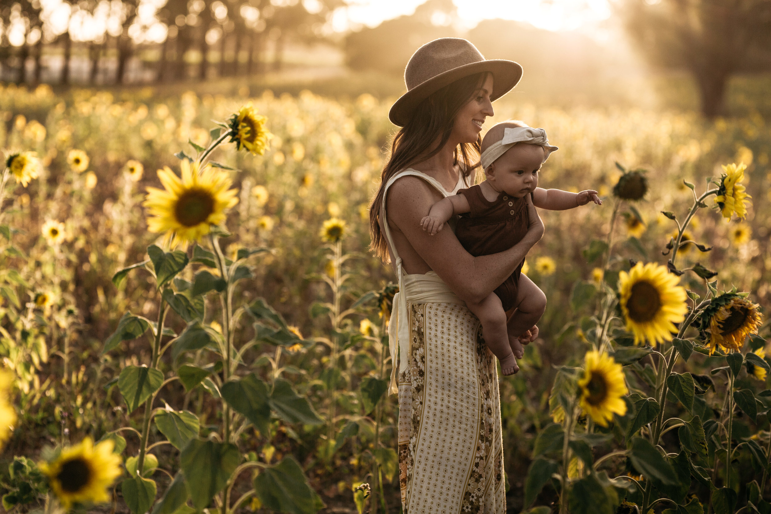 Elkie_Sunflowers2019_KHPhoto-4.JPG