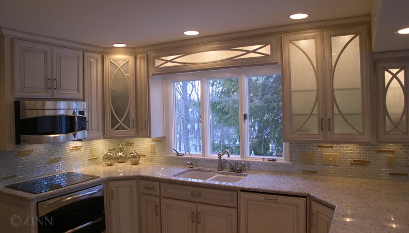 Specialty door mullions