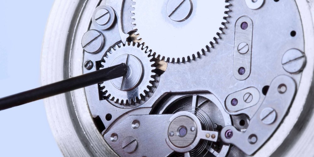 kathedraal Diplomaat dodelijk What Causes a Mechanical Watch to Stop Working — AMJ Watch Services