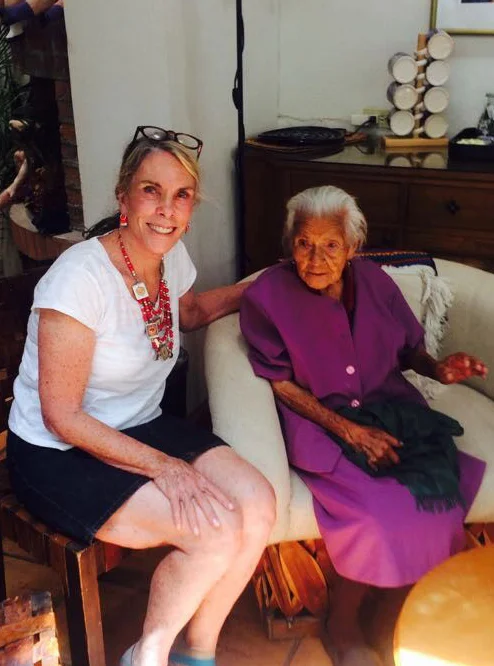 Barbara Poole with María Dolores