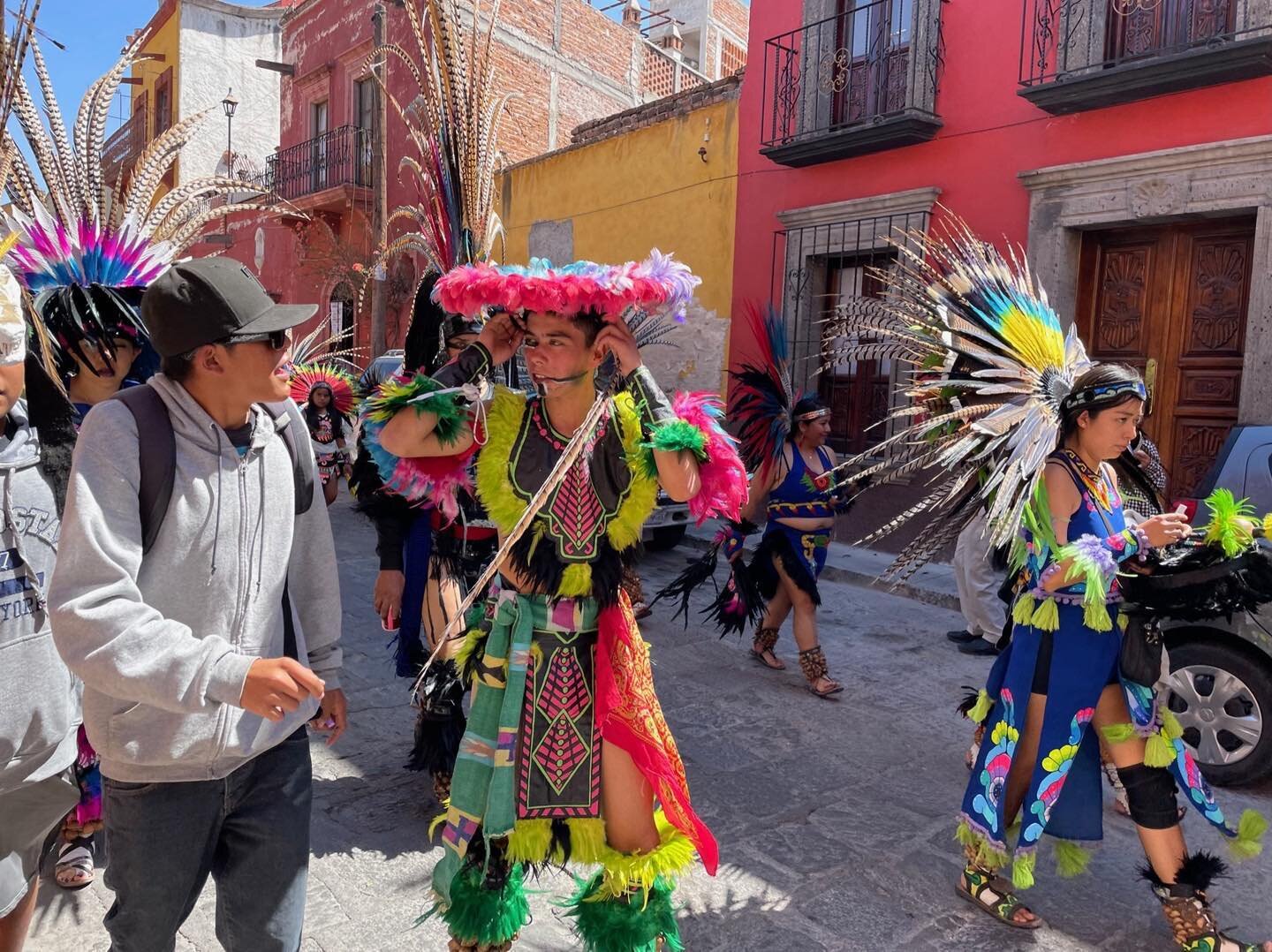 Love a good parade? Come to San Miguel de Allende and see them all the time! 

#csadelanochesma #sanmibueldeallende #boutiquehotel #fun #parade #love