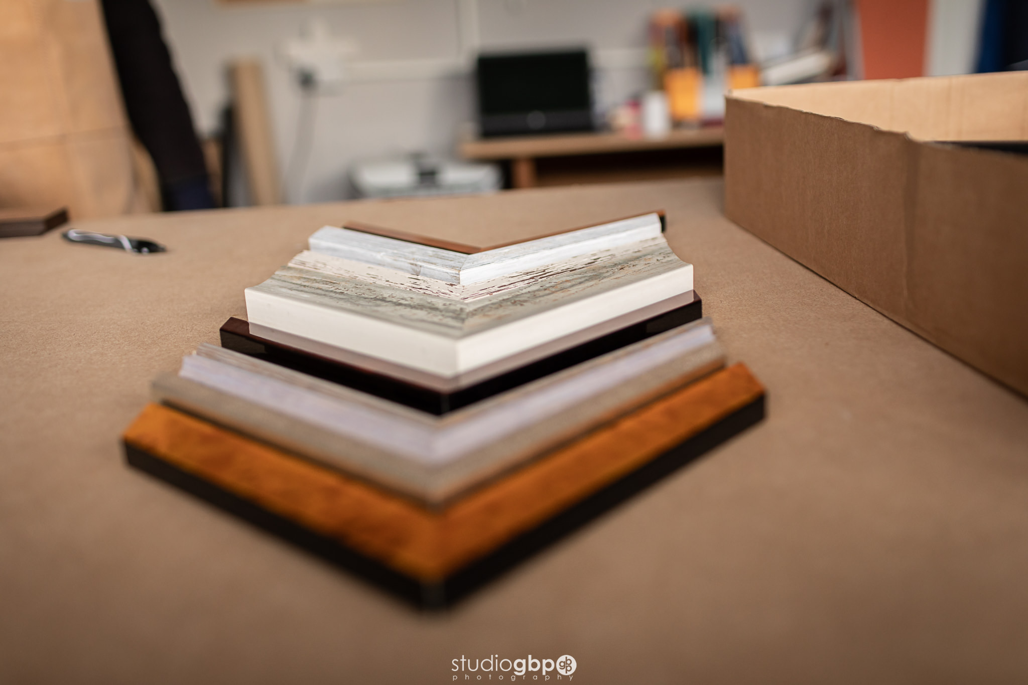 picture framing moulding chevrons