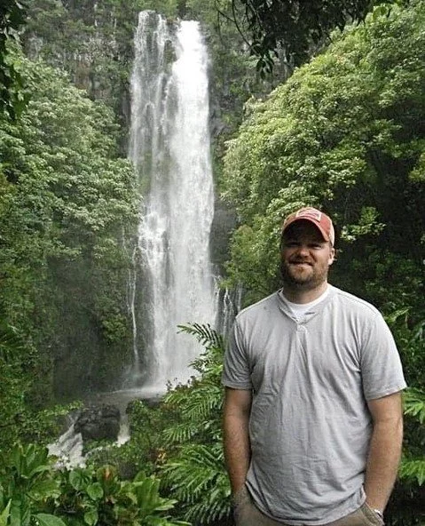May is Brain Cancer Awareness Month 🩶 and it's a cause that lives close to our hearts.⁠
⁠
This photo of my first husband Scott was taken in Hawaii &mdash; where we celebrated our 10th anniversary together. I lost both Scott and my dad to brain cance