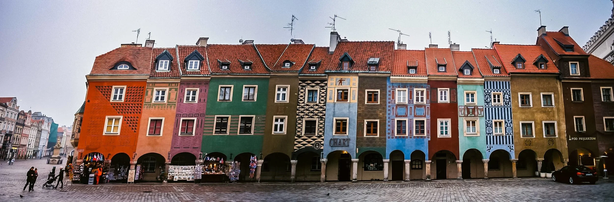 Paznan-Pano-2.jpg