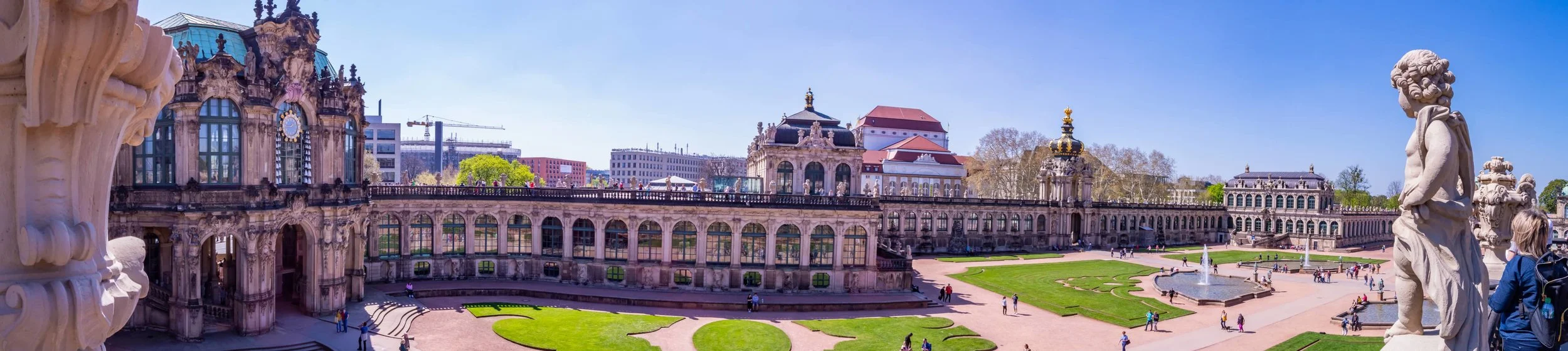 Zwinger-Pano 1.jpg
