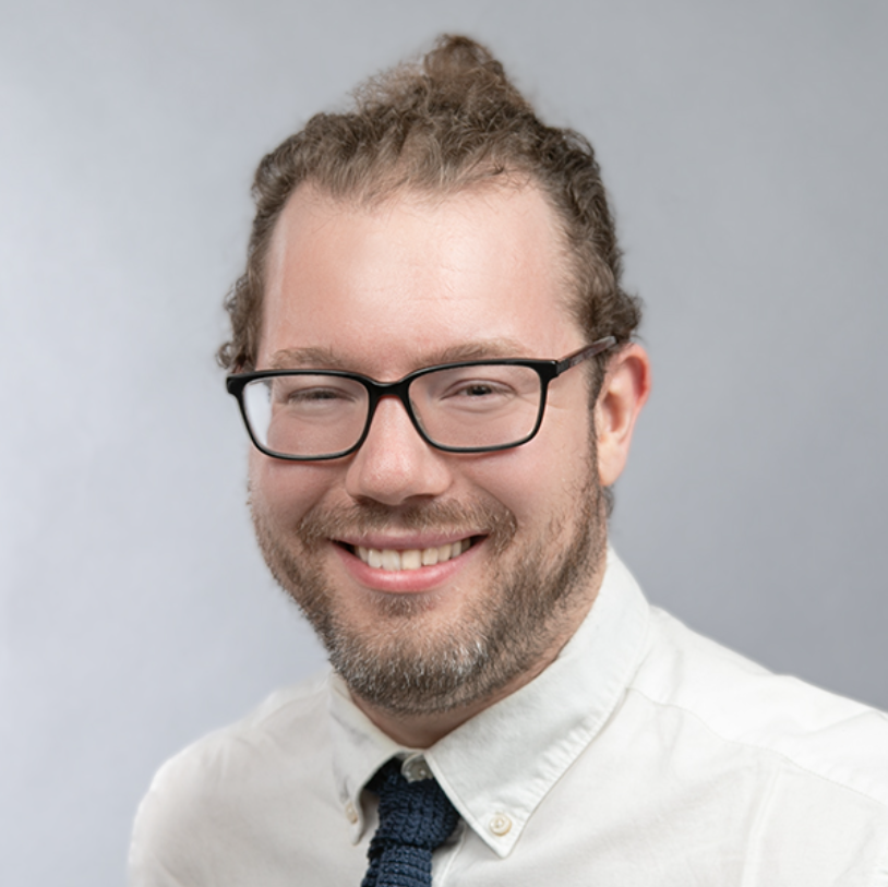 Ryan Staples Headshot.PNG