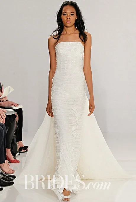 2016_bridescom-Runway-April-tony-ward-for-kleinfeld-wedding-dresses-spring-2017-Large-tony-ward-for-kleinfeld-wedding-dresses-spring-2017-002.jpg
