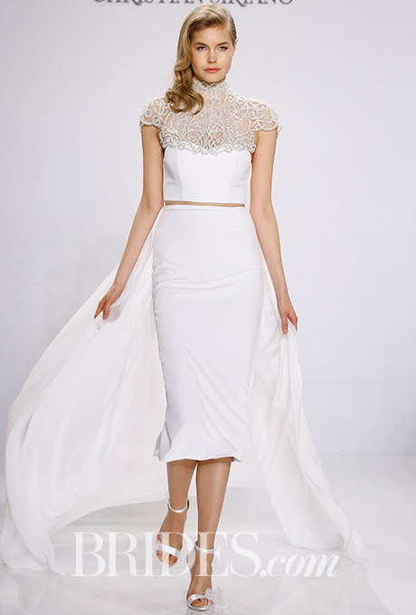 2016_bridescom-Runway-April-christian-siriano-for-kleinfeld-wedding-dresses-spring-2017-Large-christian-siriano-for-kleinfeld-wedding-dresses-spring-2017-002.jpg