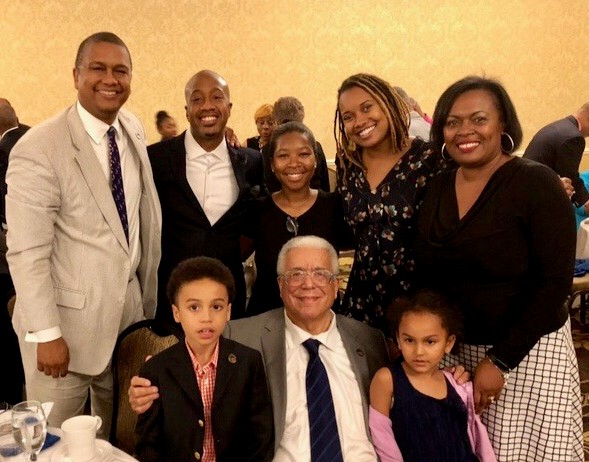 Mossi Tull, Joshua Wright, Nqobile Mthethwa, Kristal Clemons, Gretchen Generett. Seated: Knox Tull and grandchildren.