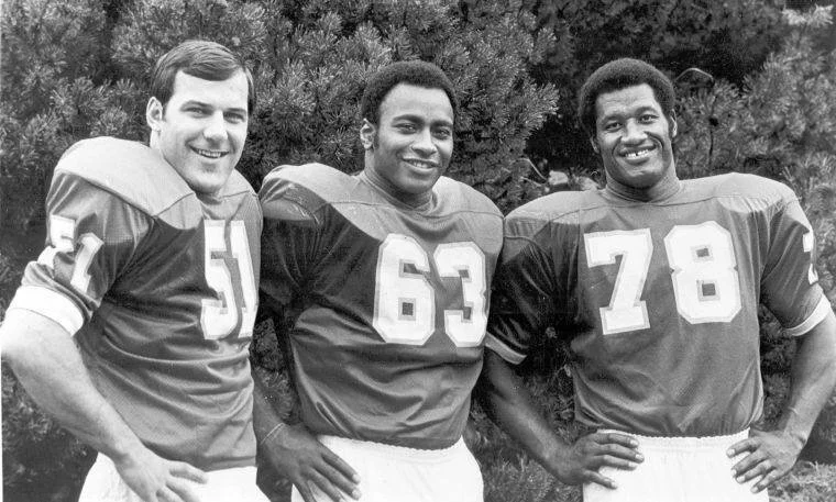 William Lanier w_ Teammates.jpg