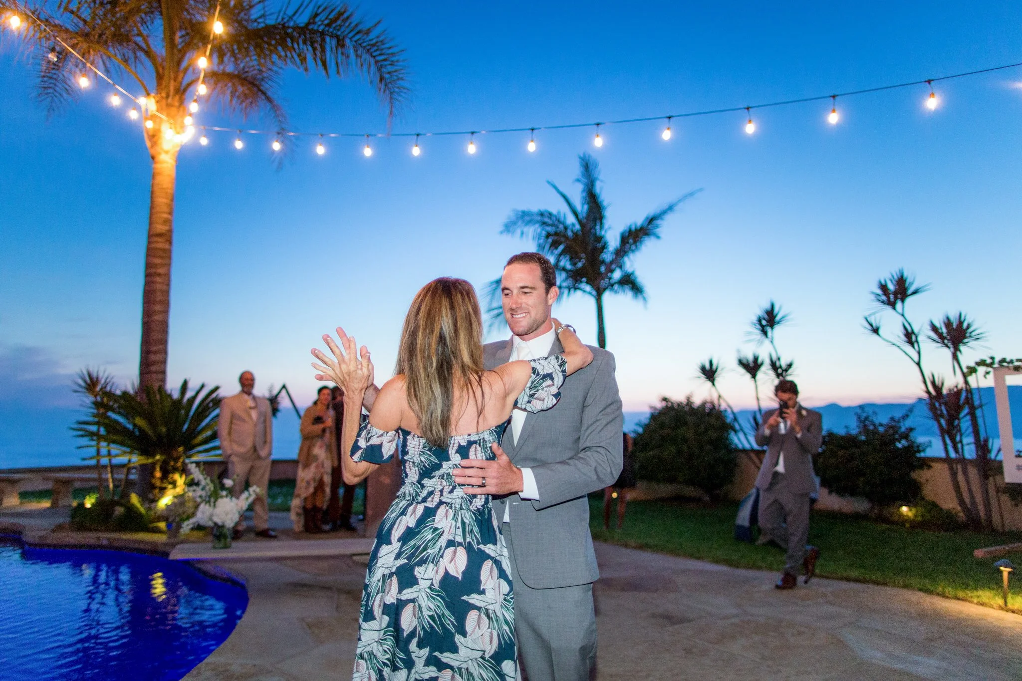 mikey&Nicole-21.jpg