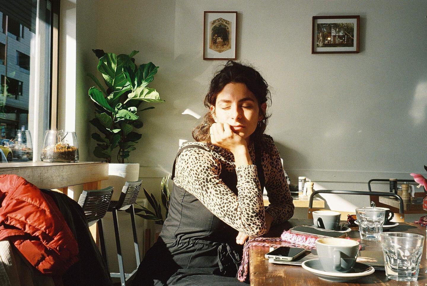 R&eacute;ka, enjoying a sunbath 🌞
.
.
.
.
.
.
.
.
.
.

#ichoosefilm #analogart #35mmaustralia #melbournephotographers #kodakmoments #analogportrait