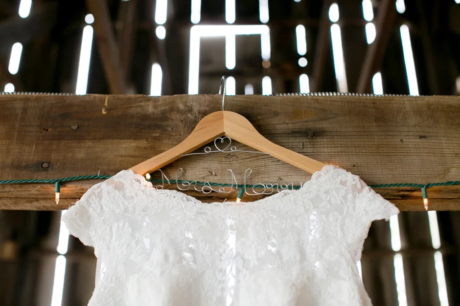 kentucky-spring-wedding-red-orchard-park-blush-557