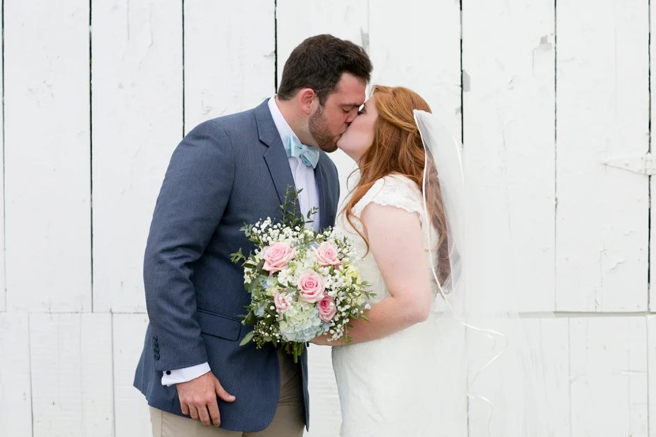 kentucky-spring-wedding-red-orchard-park-blush-571
