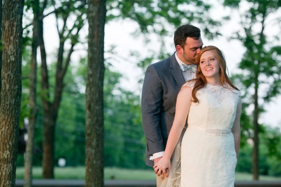 kentucky-spring-wedding-red-orchard-park-blush-637