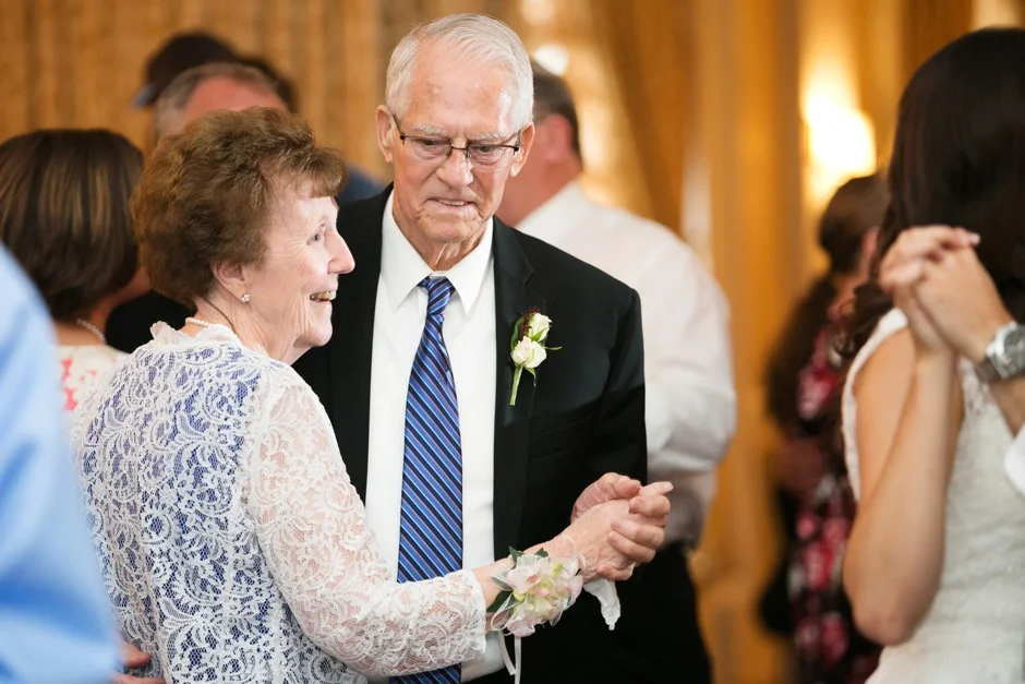 university-of-louisville-wedding-seelbach-066.jpg