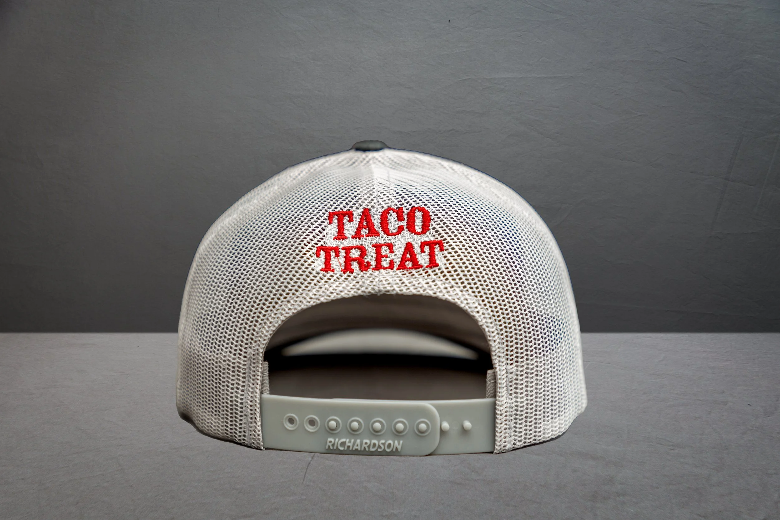 Hat_Black_White_Back.jpg
