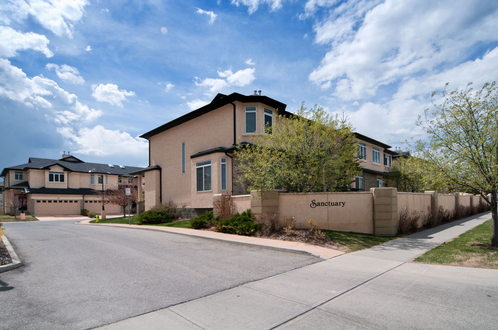 SPRINGSIDE TOWNHOUSE COMPLEX
