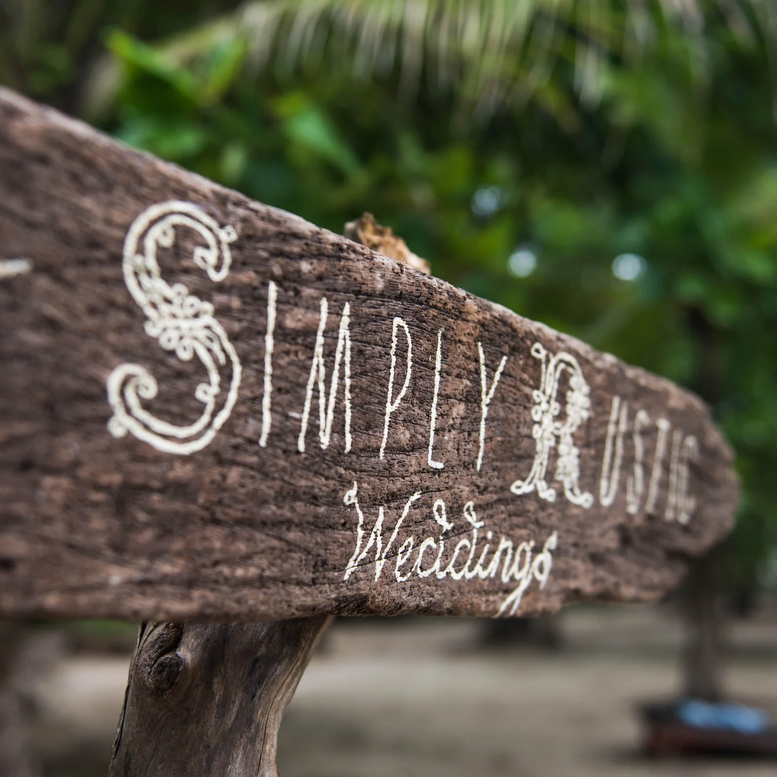 About_Simply_Rustic_1.jpg